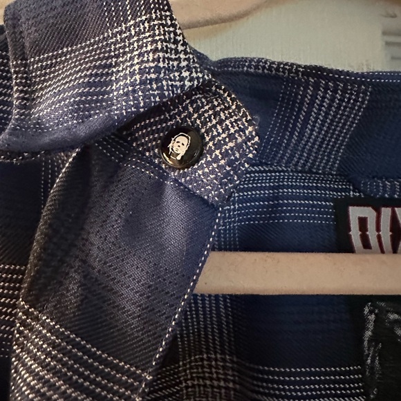 NWOT DIXXON flannel - Picture 4 of 5